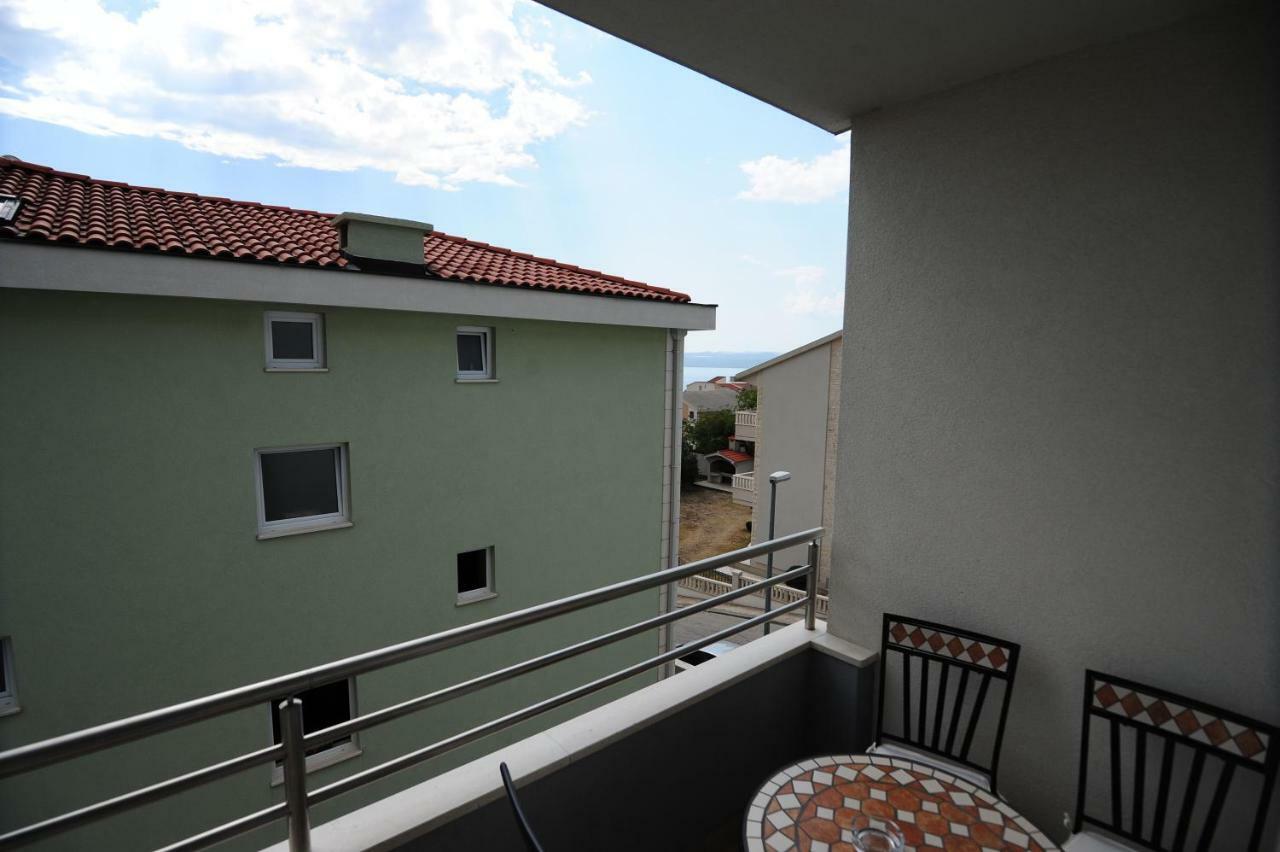Apartments Knezevic Макарська Екстер'єр фото